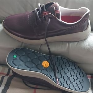 Timberland greenstride sneakers  brawn color  size 8.5 us  New